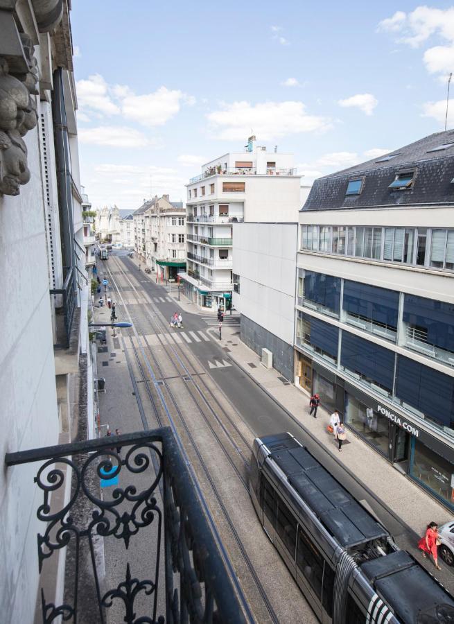 Appartement Avec Balcon A 250 M De La Gare, Hyper Centre トゥール エクステリア 写真